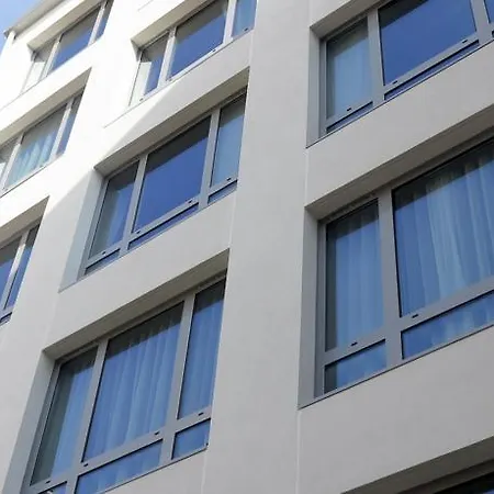 Mama Shelter Hotel 3*