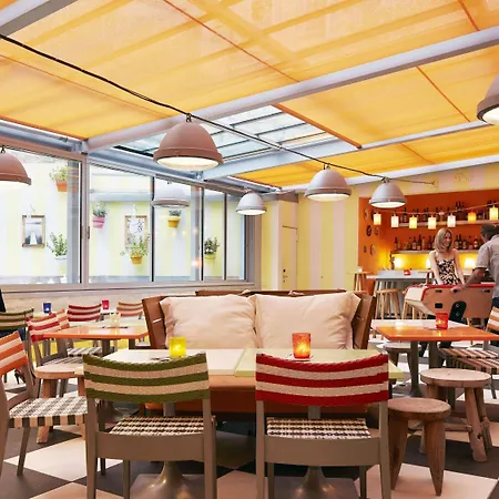 Hotel Mama Shelter