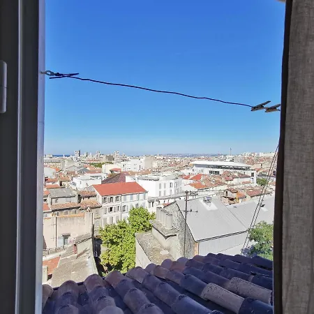 Le 5e Ciel : Un Nid Au Dessus De Appartement *