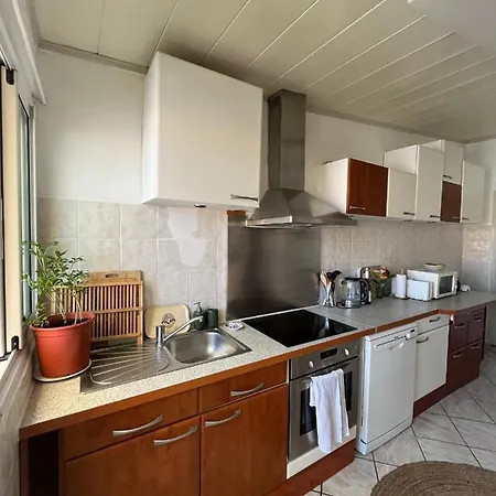 Maison Proche Plages Et 10 Mn Velodrome Apartment
