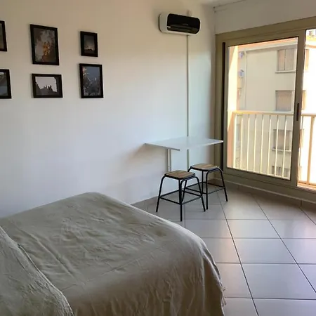 Joli Proche Quartier Timone Climatise Marsilya