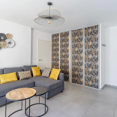 Apartment Panier, Major, De 47 M2, Parking Et Terrasse *