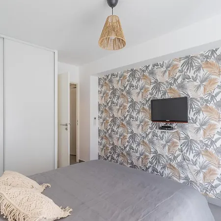 Apartment Panier, Major, De 47 M2, Parking Et Terrasse *