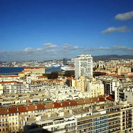 Vue Imprenable Sur *