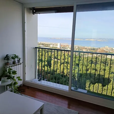 **** Roy D Espagne, Up To 7 People, View In Safe ****