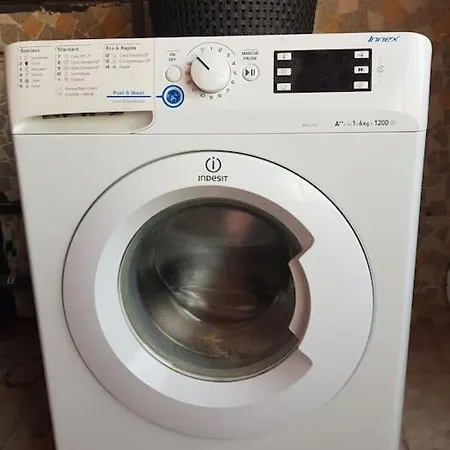 T3 Lumineux Dans Un Petit Immeuble, Apartment *