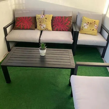 T3 Lumineux Dans Un Petit Immeuble, Apartment Marseille