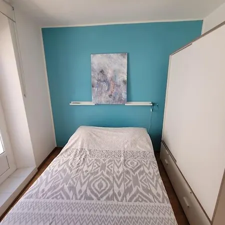 Apartment Air-conditioned With Bedroom And Balcony