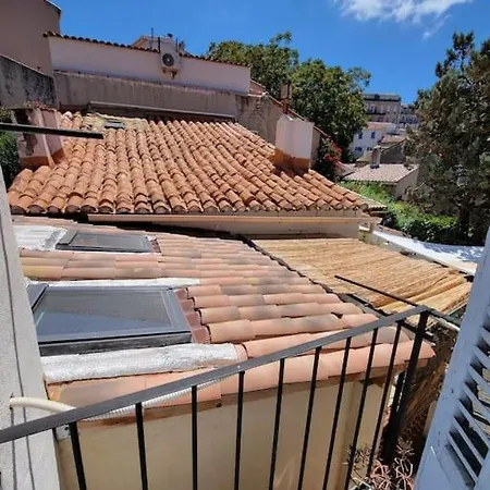 Air-conditioned With Bedroom And Balcony * Marseille