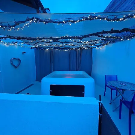 Guest house Les 3 Vue Piscine *