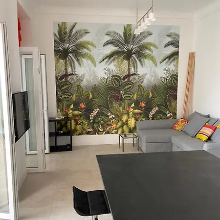 Le Camas Apartment *