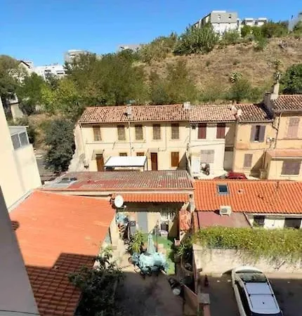 Superbe T3 Climatise Avec Balcon Parking Public Gratuit Apartment