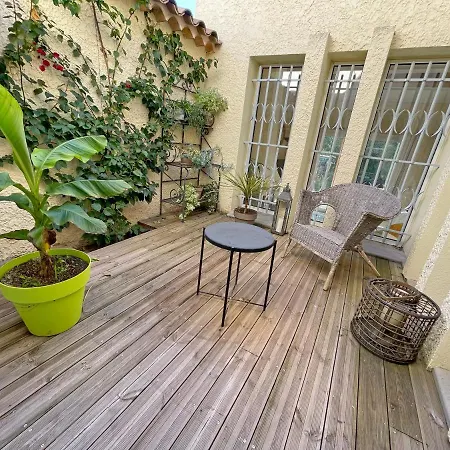 D'architecte Avec Piscine Et Grand Jardin Villa Marseille