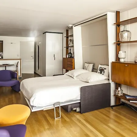 Cite Radieuse - Le Corbusier Apartment Marseilles