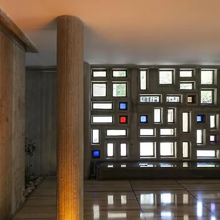 Apartment Cite Radieuse - Le Corbusier