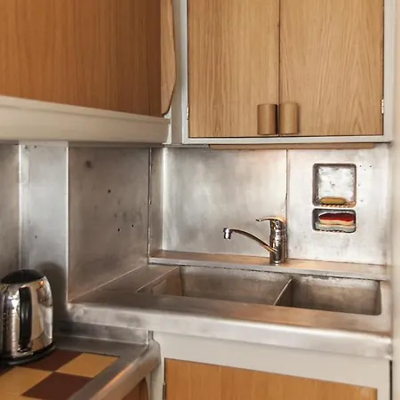 Cite Radieuse - Le Corbusier Apartment Marseilles