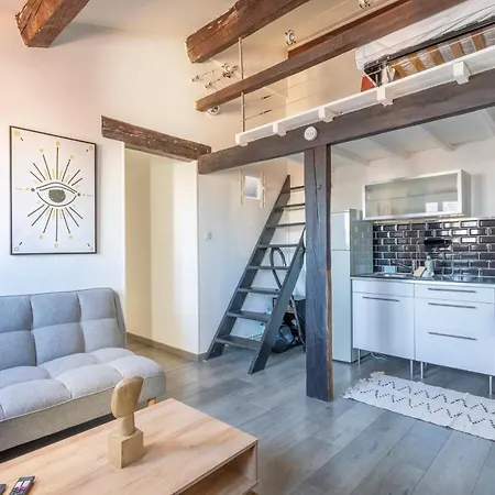 Magnificent 2 - Castellane District Apartment
