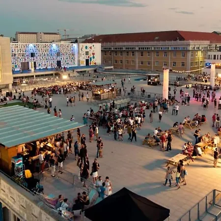 Climatise + Terrasse Apartamento *