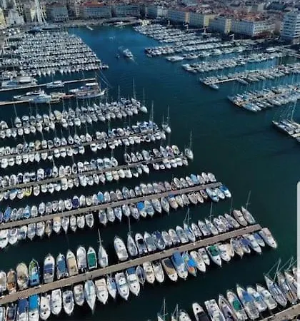 Apartman Coin Nuit, Entre Et Centre
