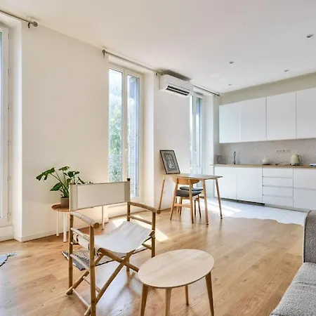 Superb Near Parc Longchamp Apartment