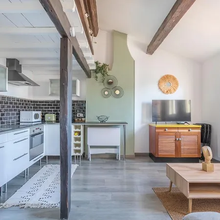 Apartment Magnificent 2 - Castellane District *