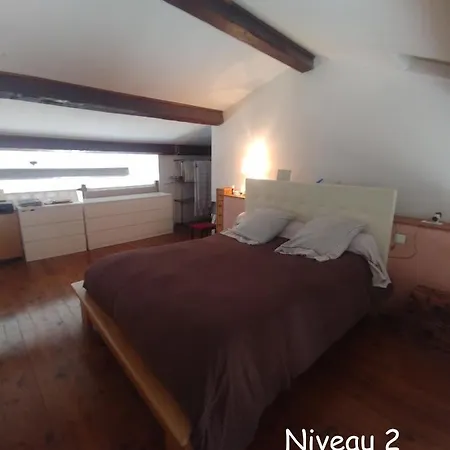 Loft T3 90 M2 + Terrasses - Acces Direct Plage/bus * Marselha