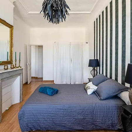 Apartment T2 Vue Au Pied De La Major *