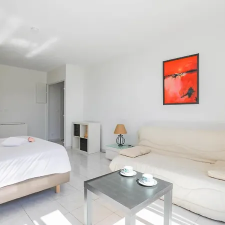 Apartment Studio Avec Terrasse Vue Mer Et Climatisation