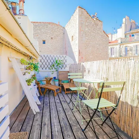 Avec Terrasse - Vieux Port & Cours Julien Daire