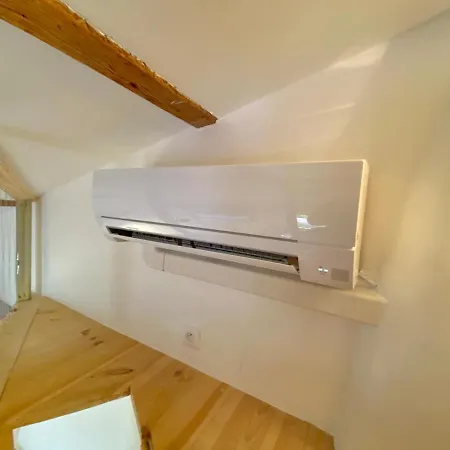 Atypique 1827 Apartment