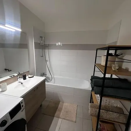 Apartment T3 Cosy, Neuf Et Ensoleille Marseille