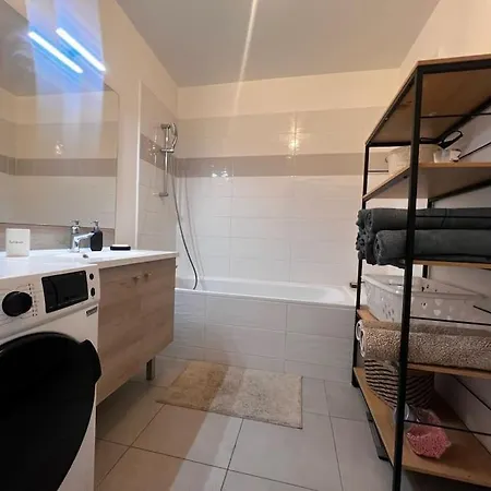 T3 Cosy, Neuf Et Ensoleille *