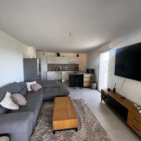 T3 Cosy, Neuf Et Ensoleille Apartment *
