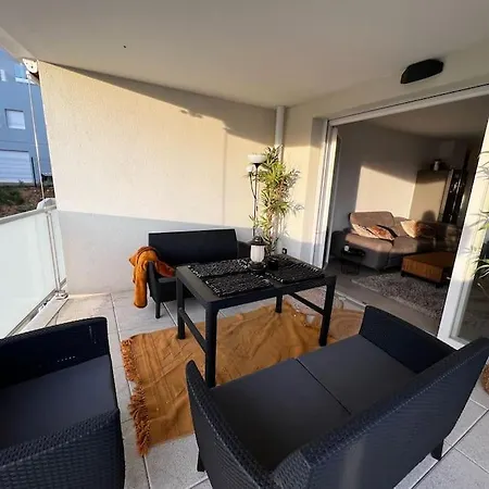 Apartment T3 Cosy, Neuf Et Ensoleille