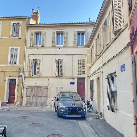Apartment Atypique 1827