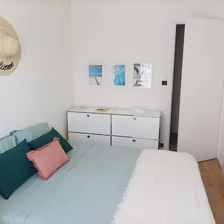 Cosy Avec Terrasse Parking Proche Plages Et Calanques Apartment Marseille