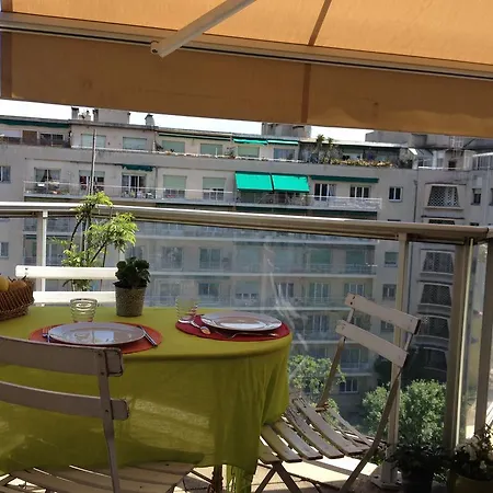 La Petite Maison Bed & Breakfast