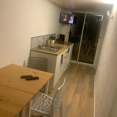 Bon Sejour Pour 4 Apartment *
