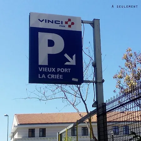 Le Massilia Vieux-port