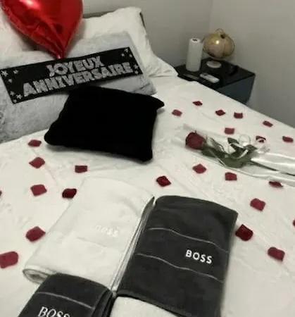 La Bonne Etoile ! Romantique ! Jacuzzi Et Piscine *