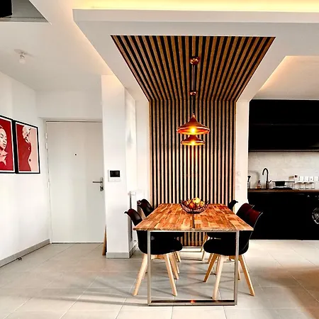 Duplex - Vue Exceptionnelle - Quartier Euromed-avec Box * Marselha