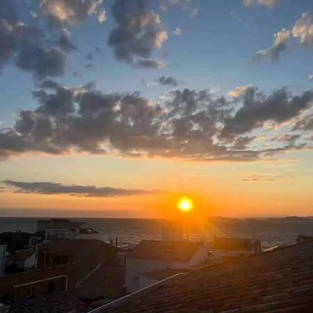 Holiday home Maison Bord De Marseille