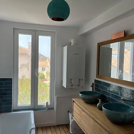 Maison Bord De * Marseille