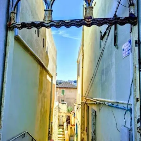 Le Cabanon Du Vallon Des Auffes Marseille