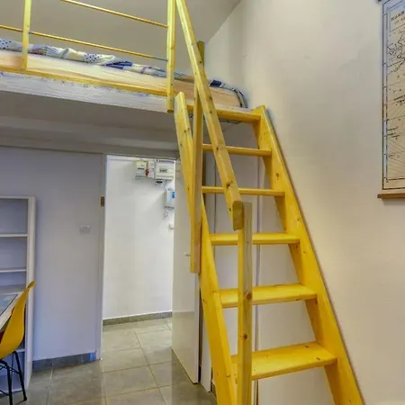Apartment Grand 5 Avec Jacuzzi Exterieur Privee *