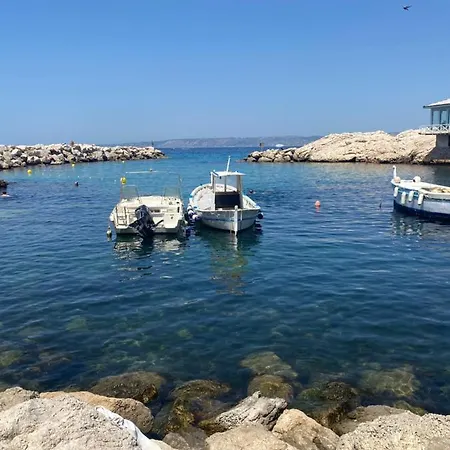 Le Cabanon Du Vallon Des Auffes *