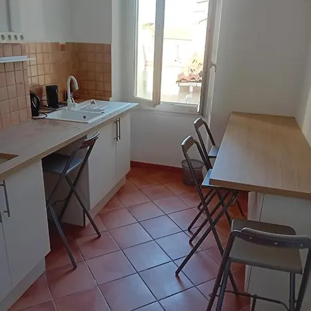 Quartier Le Plus Animé De La Plaine Cours Julien Chambre Privé Dans *