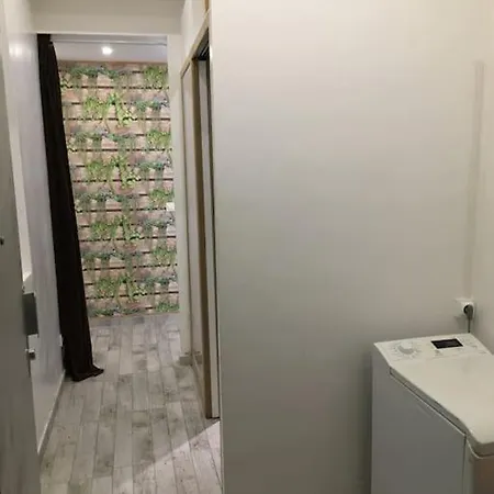 Flc-gd 4p -clim- Box Extra 1 Car St Charles Apartment Marseilles