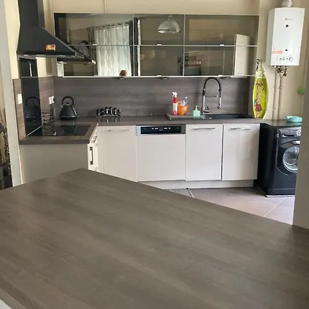 Le 100m2 Apartment *