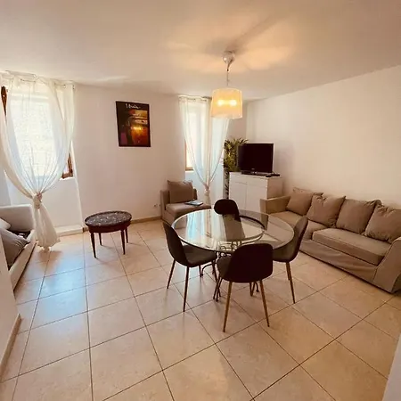 Cosy T2 - 4 Personnes -proche De La 公寓 *